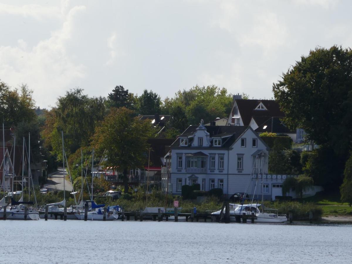 Wohnen Am Seglerhafen Mit Traveblick Im Kontorhaus Viele Extras Lübeck Exterior foto